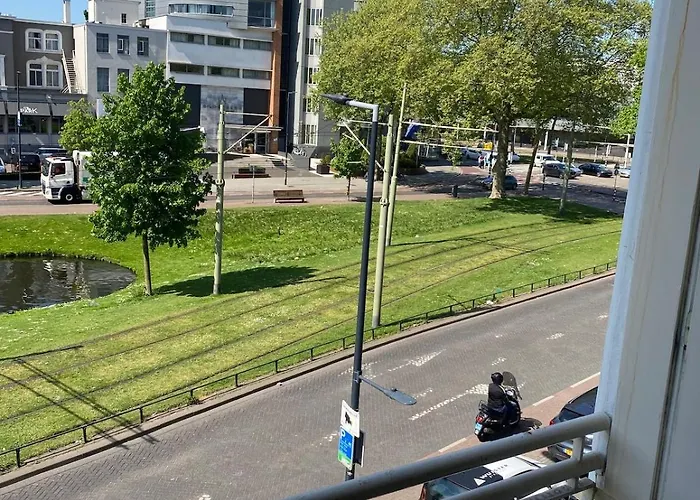 Cozy And Location! 6 Person