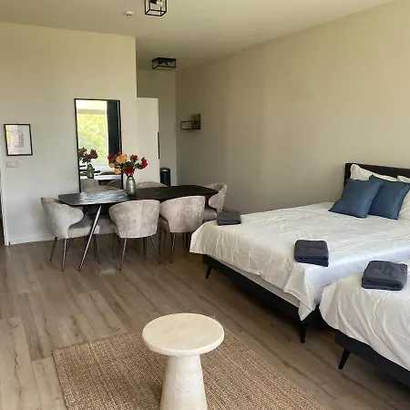 Cozy And Location! 6 Person